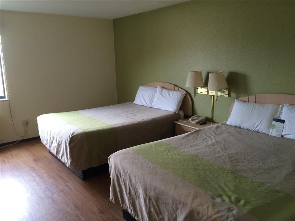 6-troy, Il Hotel 4*