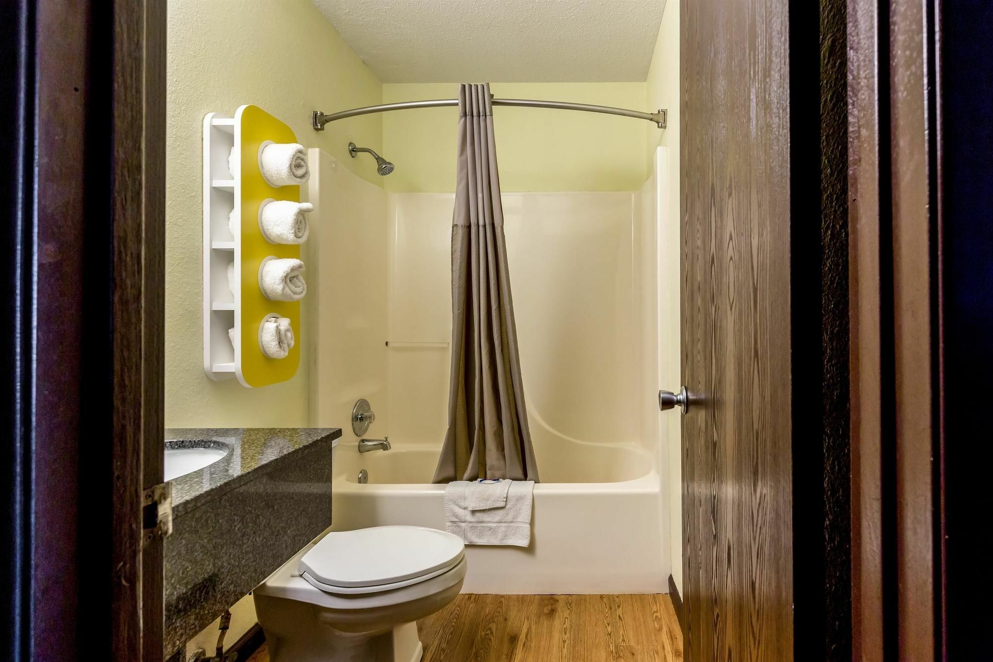 6-troy, Il 4*